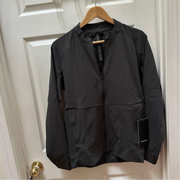 NWT Lululemon airing easy bomber jacket coat s small gray black - Picture 2 of 8